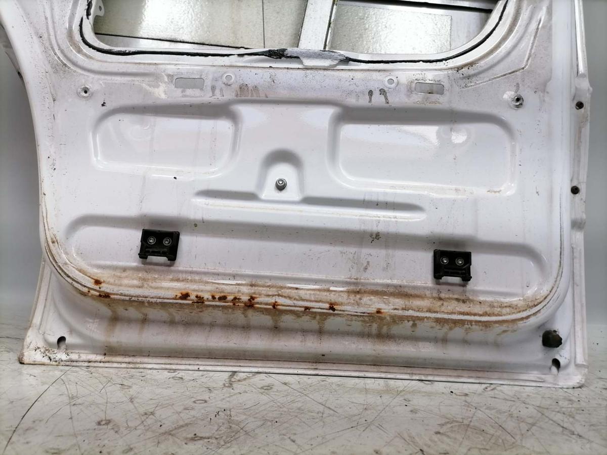 Mercedes Sprinter 906 original T&uuml;r vorn rechts Wei&szlig; Rohbau Bj.2010